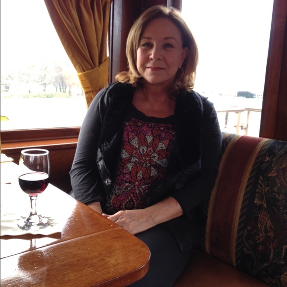 Meet your Posher, Dolly - Picture 1 of 1