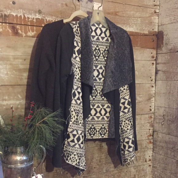 Very gently worn Anama cardigan (medium)