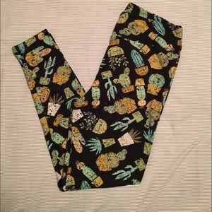 Lularoe TC cactus leggings
