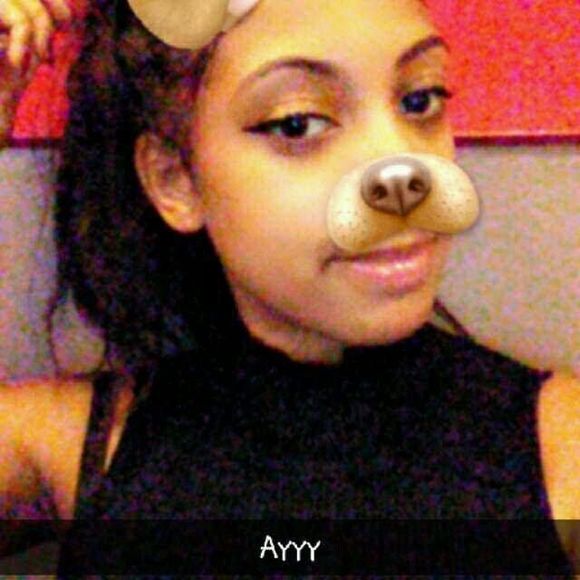 Meet your Posher, Aysia