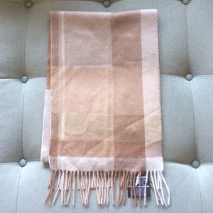 100% cashmere scarf NWT