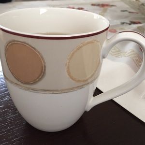 Meet your Posher, Markella