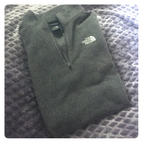 Like new The North Face fleece! - Picture 1 of 3