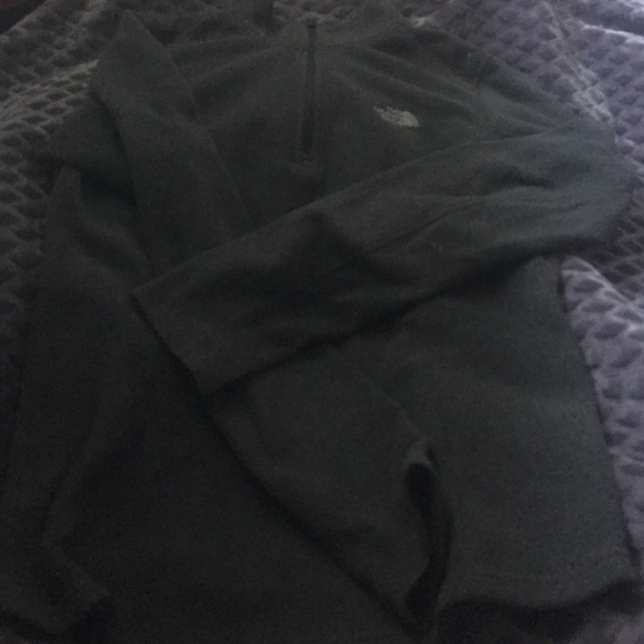 Like new The North Face fleece! - Picture 2 of 3