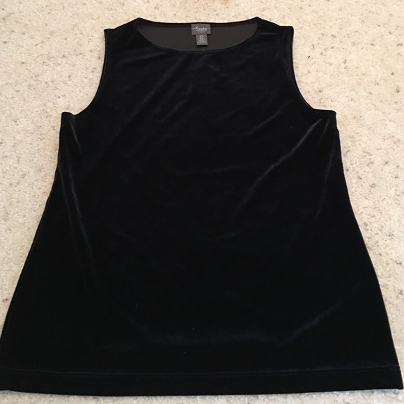 Chico's Traveler Edition Velvet Tank. Size  0