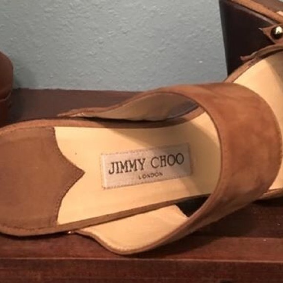 Authentic Jimmy Choo suede shoes - Picture 2 of 3