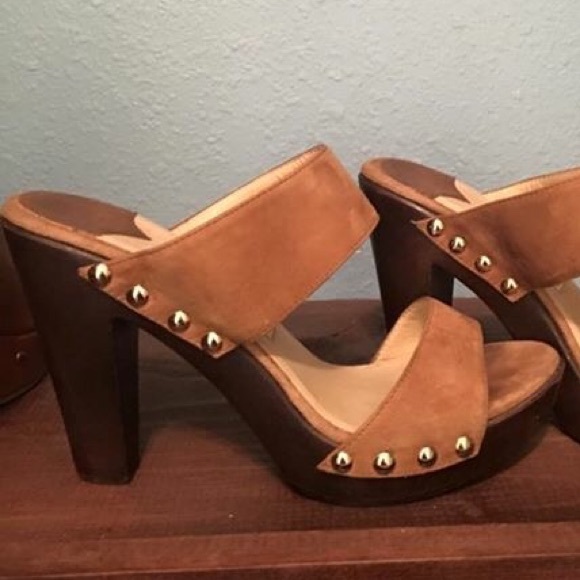Authentic Jimmy Choo suede shoes - Picture 3 of 3