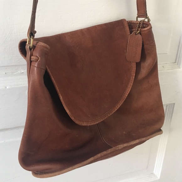 Coach Handbags - Vintage Leather Coach Saddle Bag