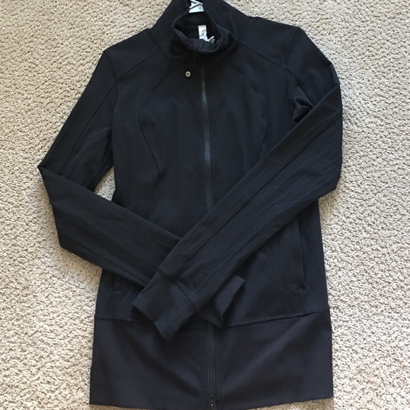Size 8 lululemon long black zip up!