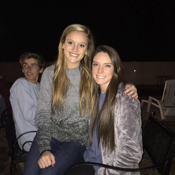 Meet your Posher, Calli - Picture 1 of 1