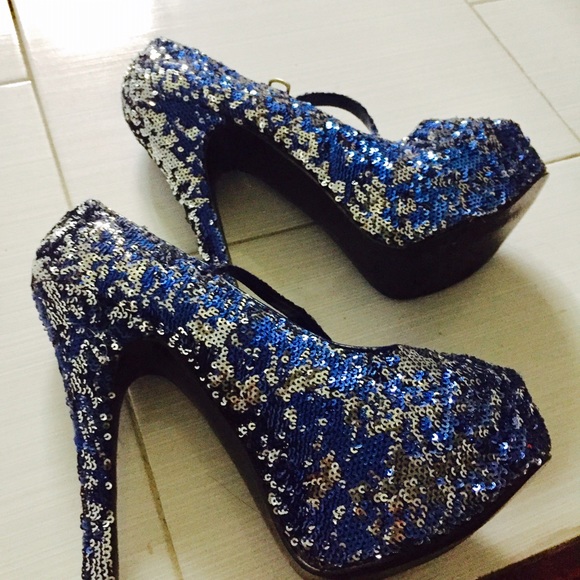 Reversible Platform Sequence Heels - image 1