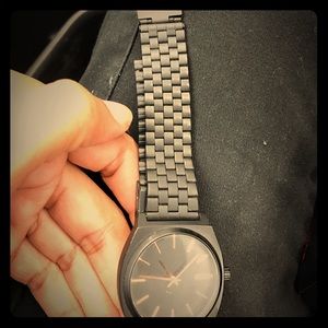 Black link stainless steel Nixon watch