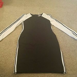 Vince Camuto, Long Sleeve, Knee Length Dress sz 6