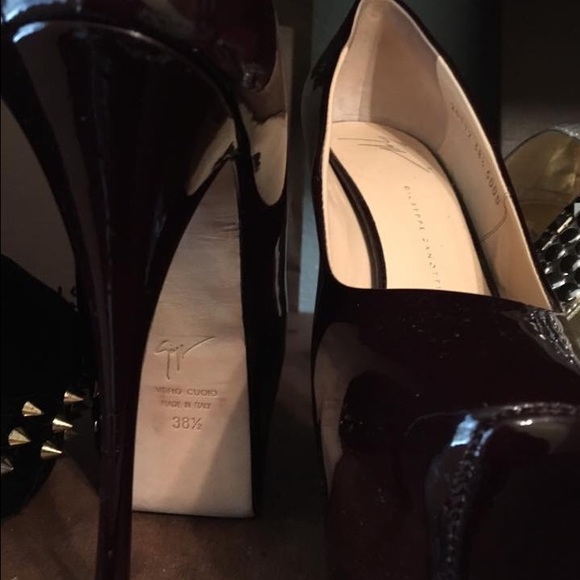 Authentic Giuseppe high heels cranberry color