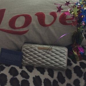 NWT. Rebecca Minkoff, Sophie snap wallet.