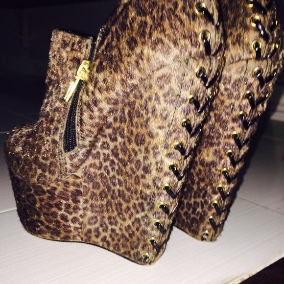 BAKERS PLATFORM ANIMAL PRINT BOOTS - Picture 1 of 2