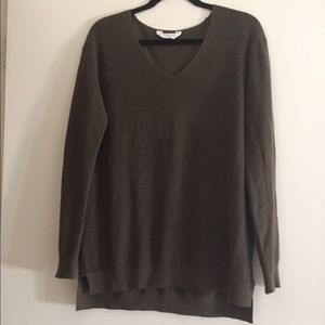 Everlane V Neck Cotton Sweater- olive