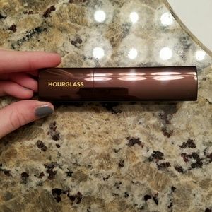 Hourglass Vanish Seamless Foundation Stick, Blanc