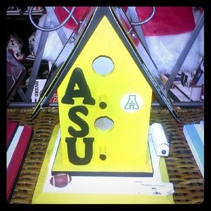App State birdhouse