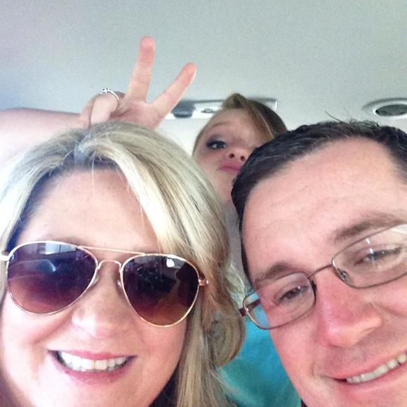 Meet your Posher, Cindy - Picture 1 of 1