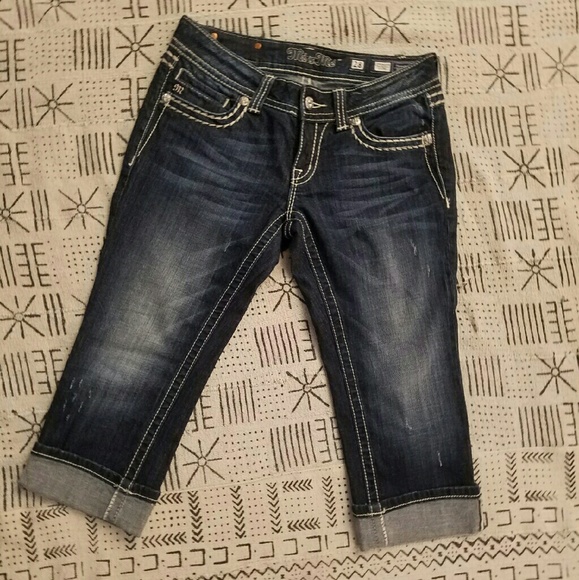 Miss Me Capris - Picture 2 of 3