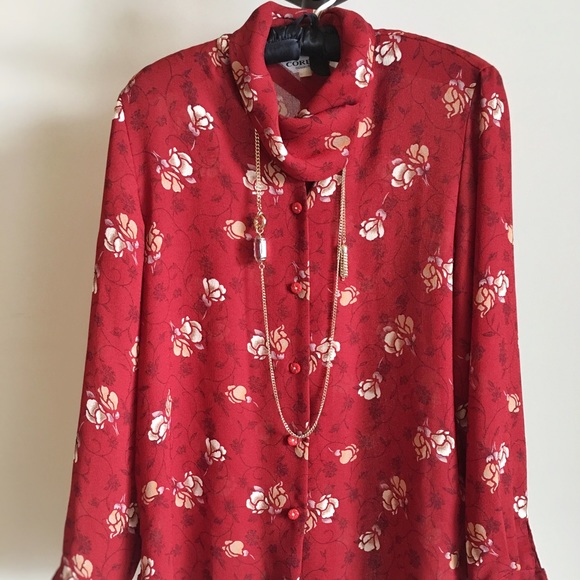 Cordia vintage red floral Asian style blouse