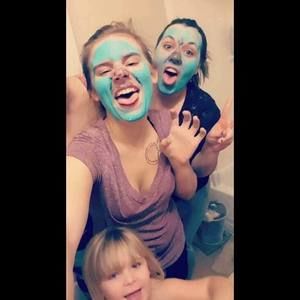 Meet your Posher, Billie