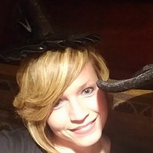 Meet your Posher, Leah