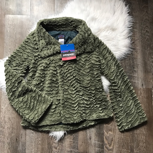 Patagonia Jackets & Blazers - NWT Patagonia Pelage Jacket