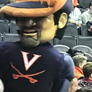 Meet your Posher, Larry