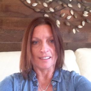 Meet your Posher, Deanna