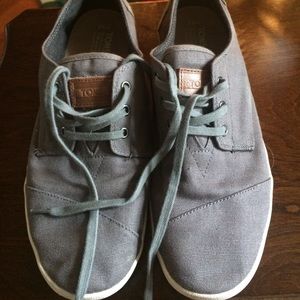 Men's shoes- super nice