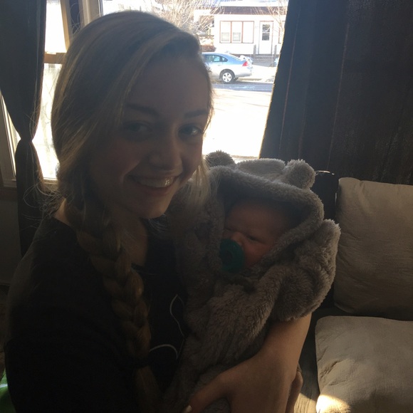 Meet your Posher, Kenna - Picture 1 of 1