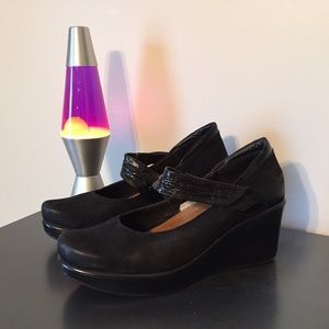 Brand New Naot Mary Jane Wedge