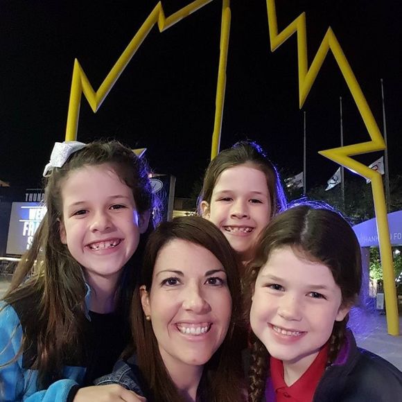 Meet your Posher, Melanie - Picture 1 of 1