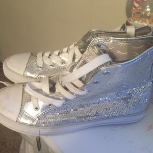 Gotta Flurt Converse Dance Shoe