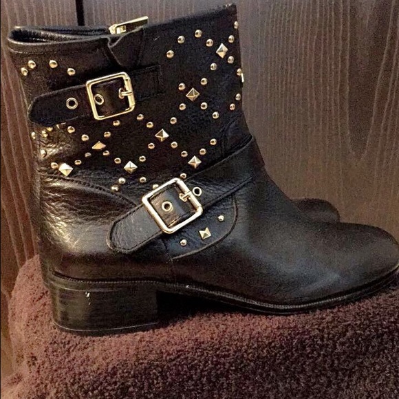 Leather boot