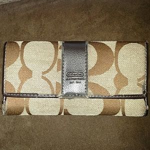 Coach wallet