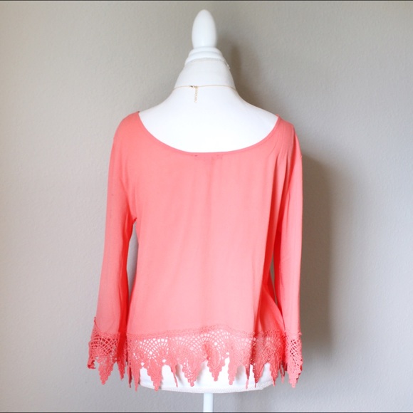 Coral Crochet Top 3/4 Sleeves - Picture 4 of 8