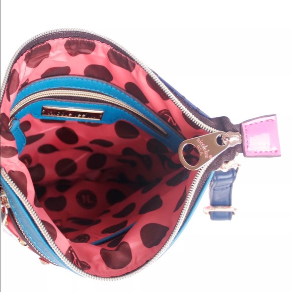 Nicole lee Lady in red Print - Picture 2 of 3