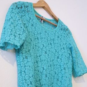 BKE Teal Lace Top