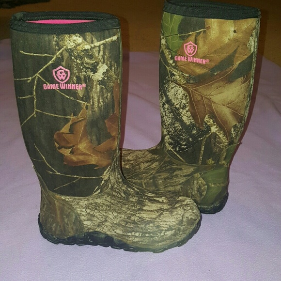 game winner muck boots
