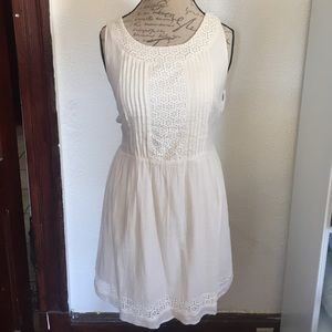 Final PriceNWT white old navy dress Final PriceNWT white old navy dress