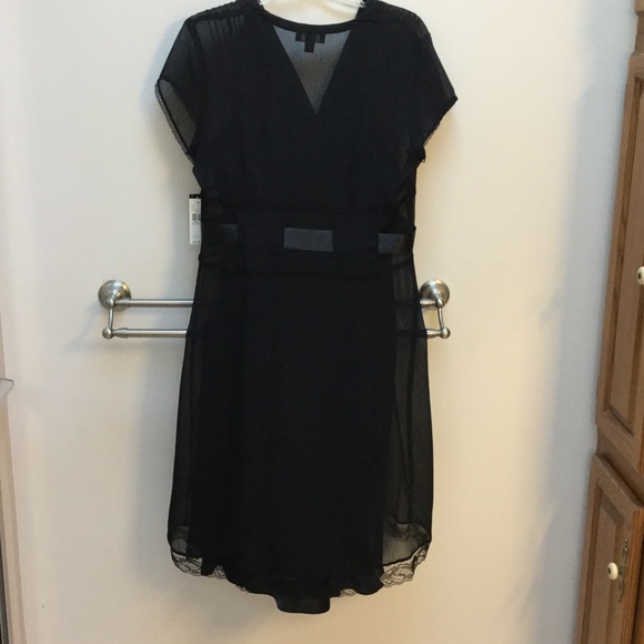 NWT-⬇️Gorgeous Black Shear &Fully lined Dress - Picture 2 of 5