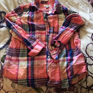 Old navy long sleeved plaid shirt