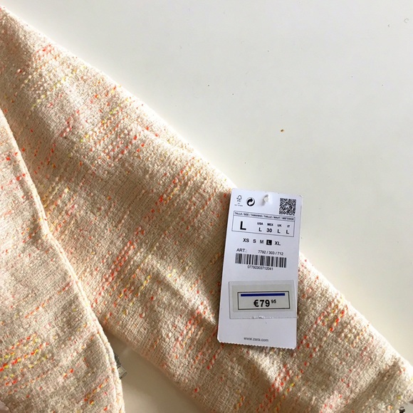 Zara Blazer - Picture 3 of 3