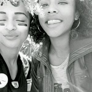 Meet your Posher, Samira