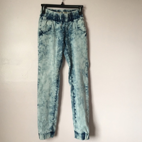Women's light acid wash joggers XS