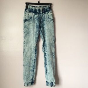 Women's light acid wash joggers XS