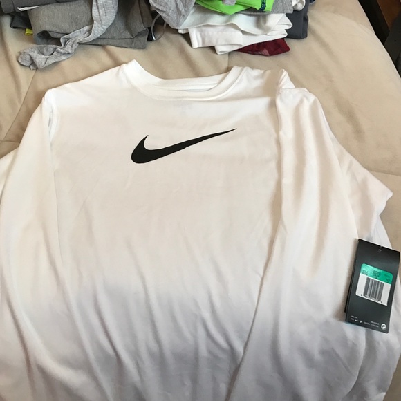 Nike Boys shirt